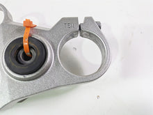 Load image into Gallery viewer, 2009 Yamaha FZ1 FZS10 Fazer Upper Triple Tree Clamp 50mm 2D1-23405-11-00
