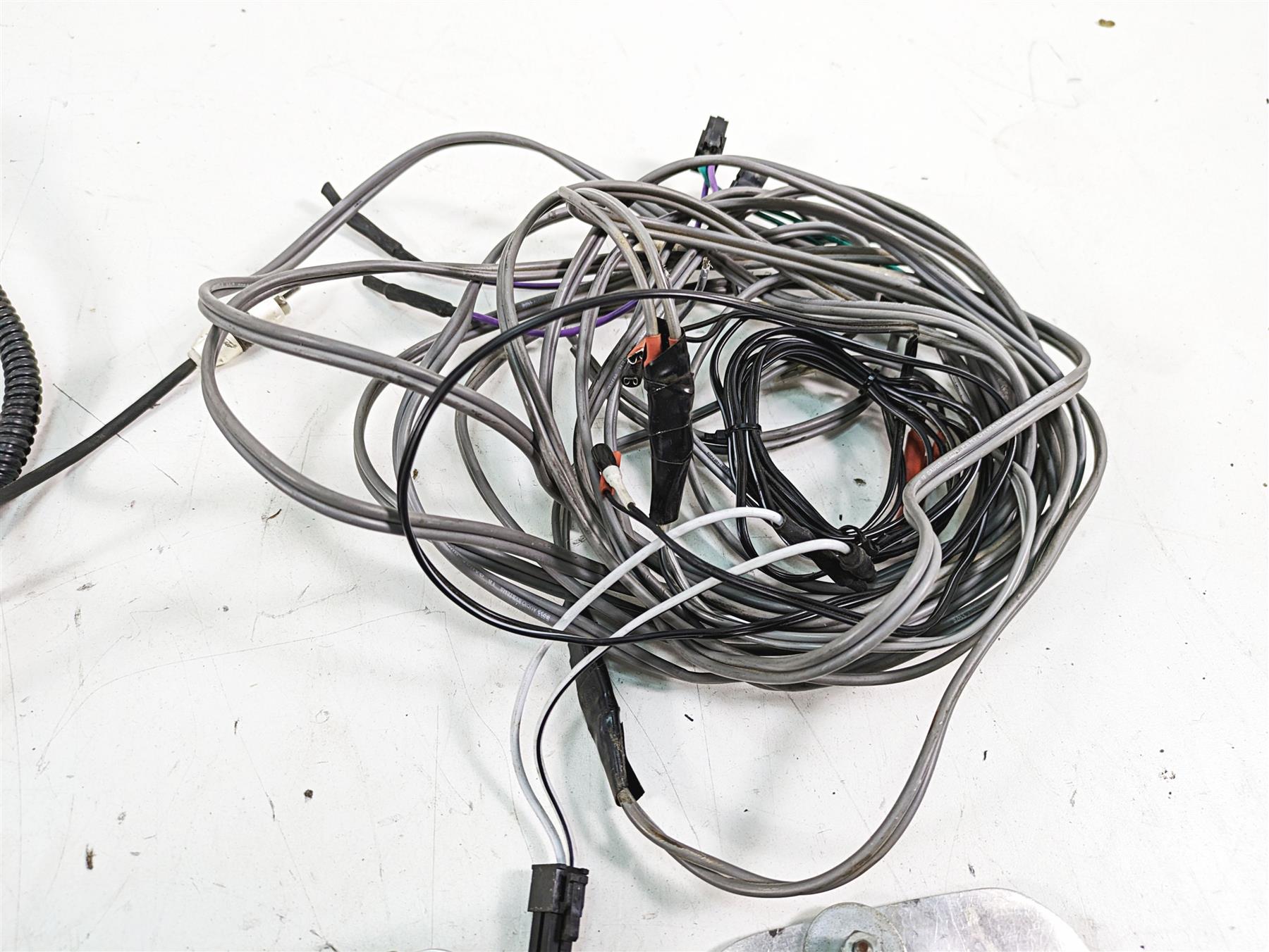 2008 Harley FLHTCU Electra Glide Cerwin Vega Radio Speaker Amplifier Set B54 {{ shop.shopifyCountryName }} - Mototech271