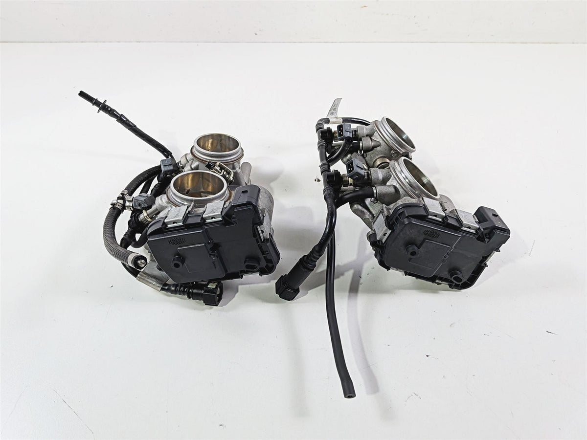 2018 Aprilia RSV4 RR Throttle Body Fuel Injection Set 857303 857304 {{ shop.shopifyCountryName }} - Mototech271