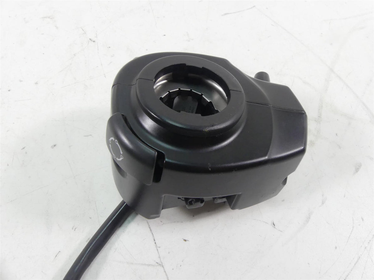 2014 Harley Touring FLHX Street Glide Nice Left Hand Control Switch 71500128 {{ shop.shopifyCountryName }} - Mototech271