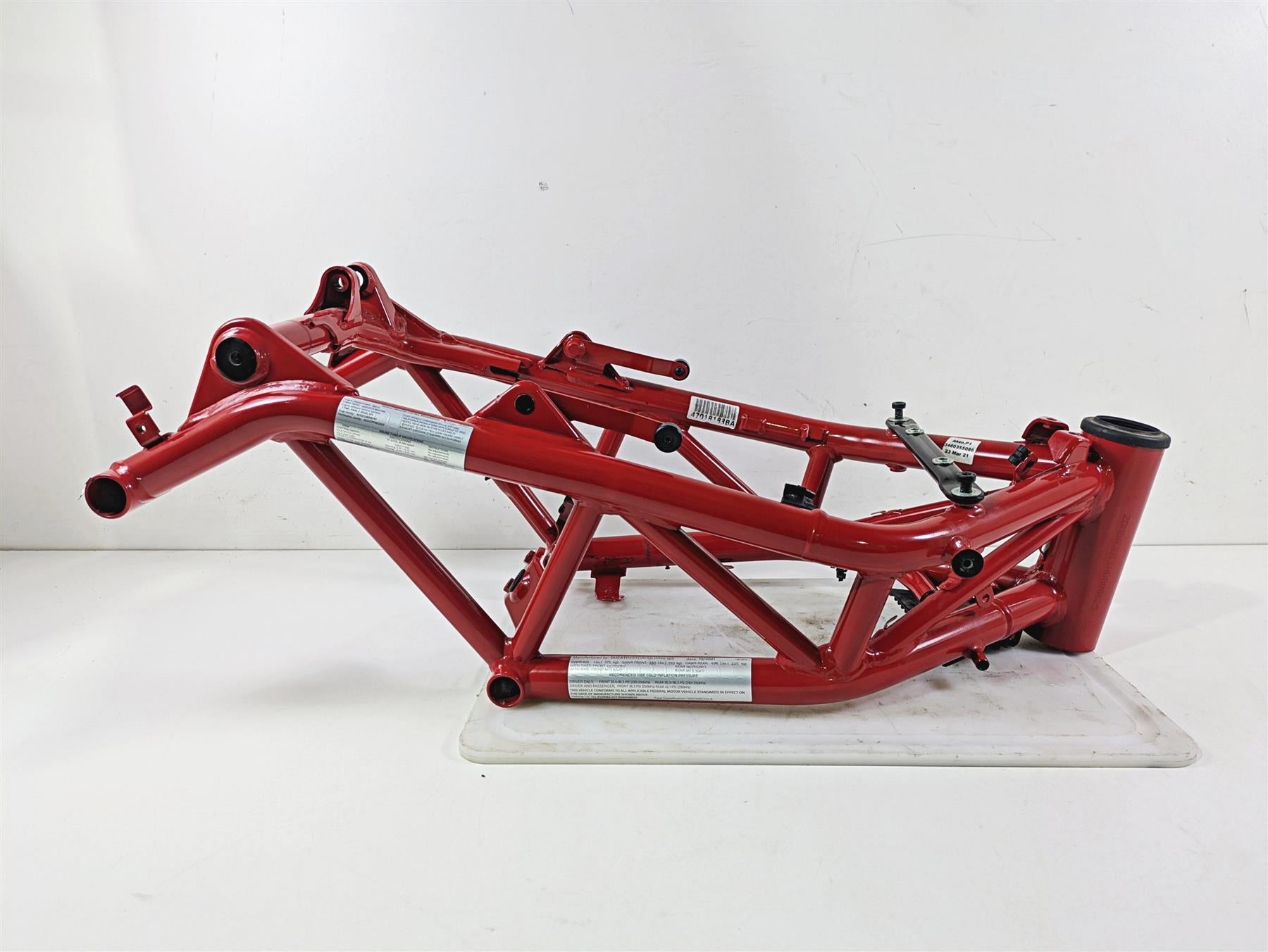 2022 Ducati Hypermotard 950 Straight Main Frame Chassis With Texas Salvage Title 47018183BA {{ shop.shopifyCountryName }} - Mototech271