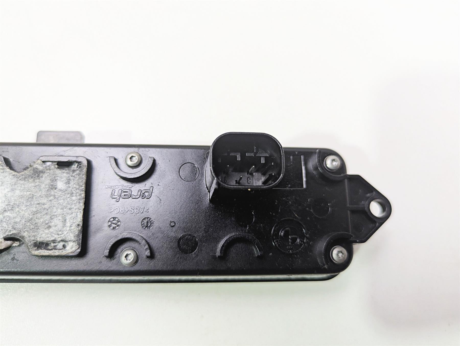 2014 BMW K1600 GTL K48 Side Panel Audio Control Buttons Set 65147727885 {{ shop.shopifyCountryName }} - Mototech271