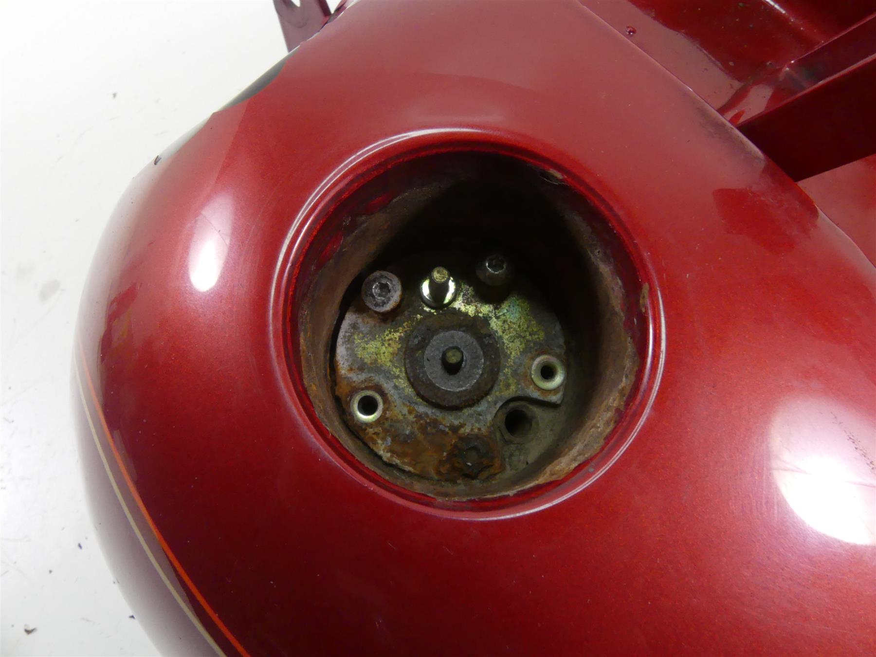 1998 Harley Dyna FXDL Low Rider Fuel Gas Petrol Tank Reservoir - Dented 61054-96 {{ shop.shopifyCountryName }} - Mototech271