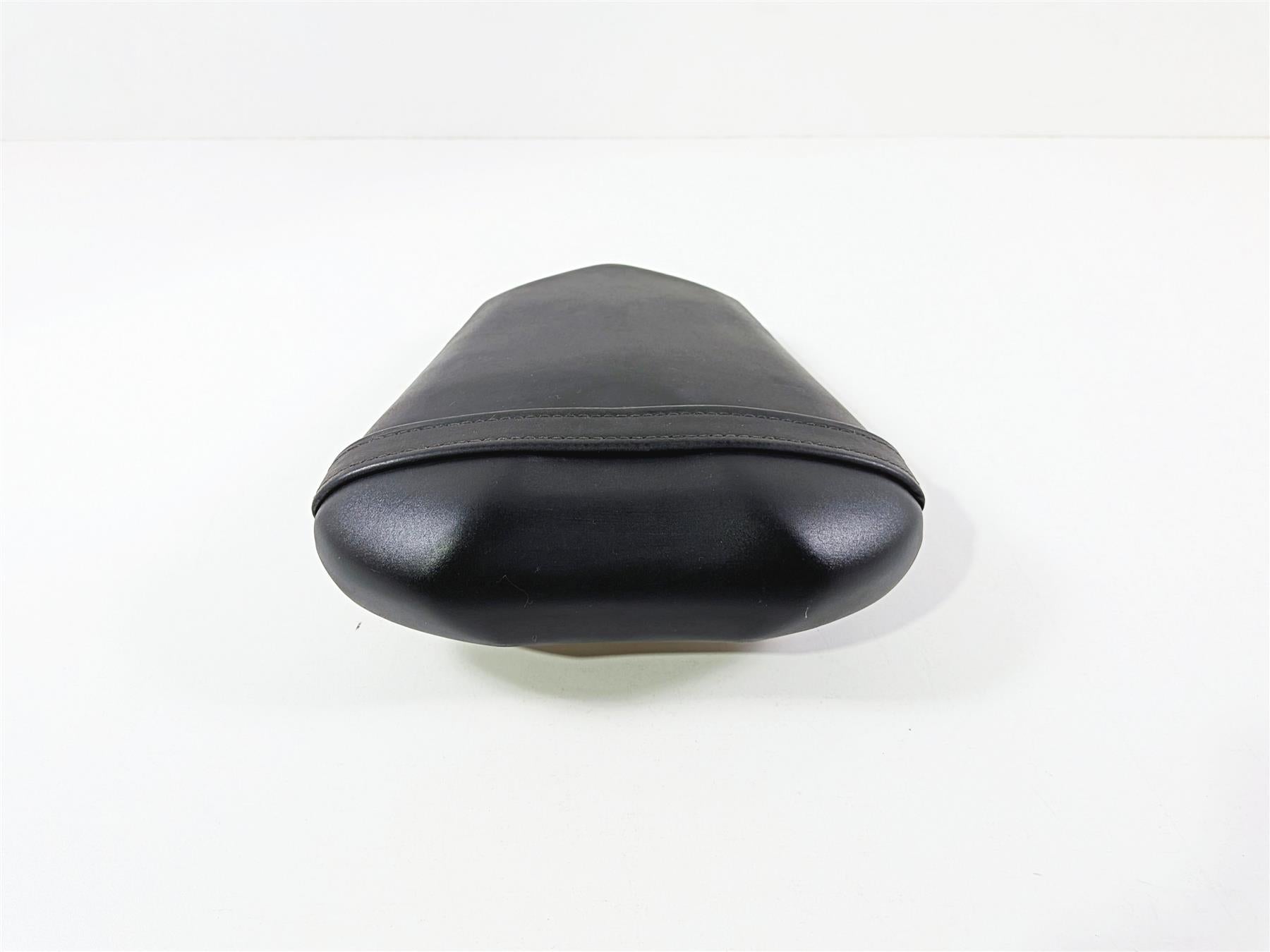 2008 Yamaha YZF R1 RN19 Rear Passenger Pillion Seat Saddle 4C8-24750-00-00 {{ shop.shopifyCountryName }} - Mototech271