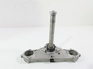 2018 Harley FLHCS Softail Heritage 115th Lower Triple Tree & Covers 45900181