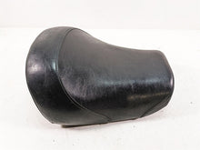 Load image into Gallery viewer, 1997 Kawasaki VN1500 Vulcan Front Rider Seat Saddle - No Tears 53001-1806
