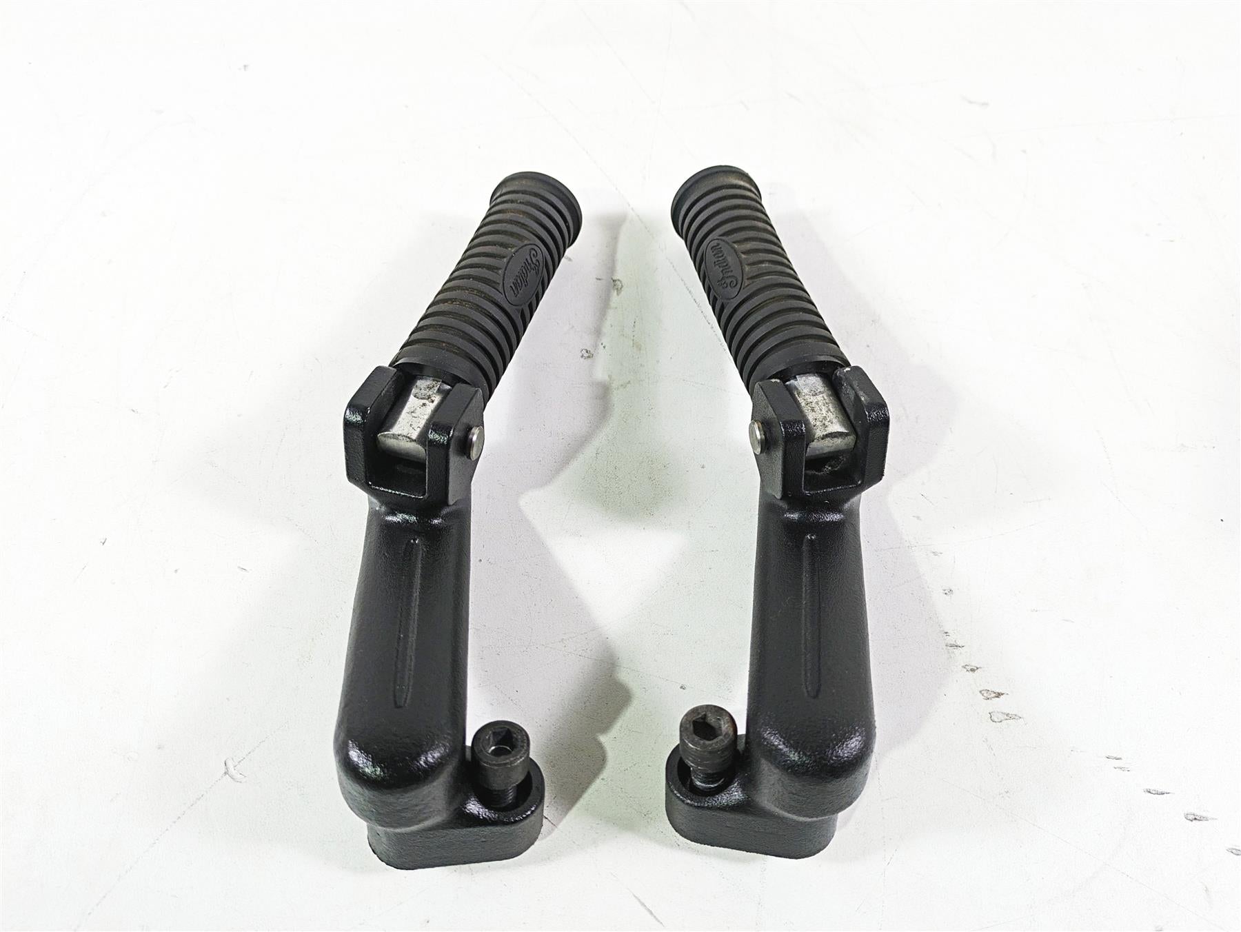 2018 Indian Chieftain Dark Horse Rear Passenger Foot Pegs 5140869 5140870 {{ shop.shopifyCountryName }} - Mototech271