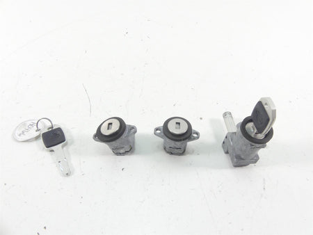 2021 Harley Softail FLSB Sport Glide Steering Fork Bag Lock + Key Set 45600050 {{ shop.shopifyCountryName }} - Mototech271