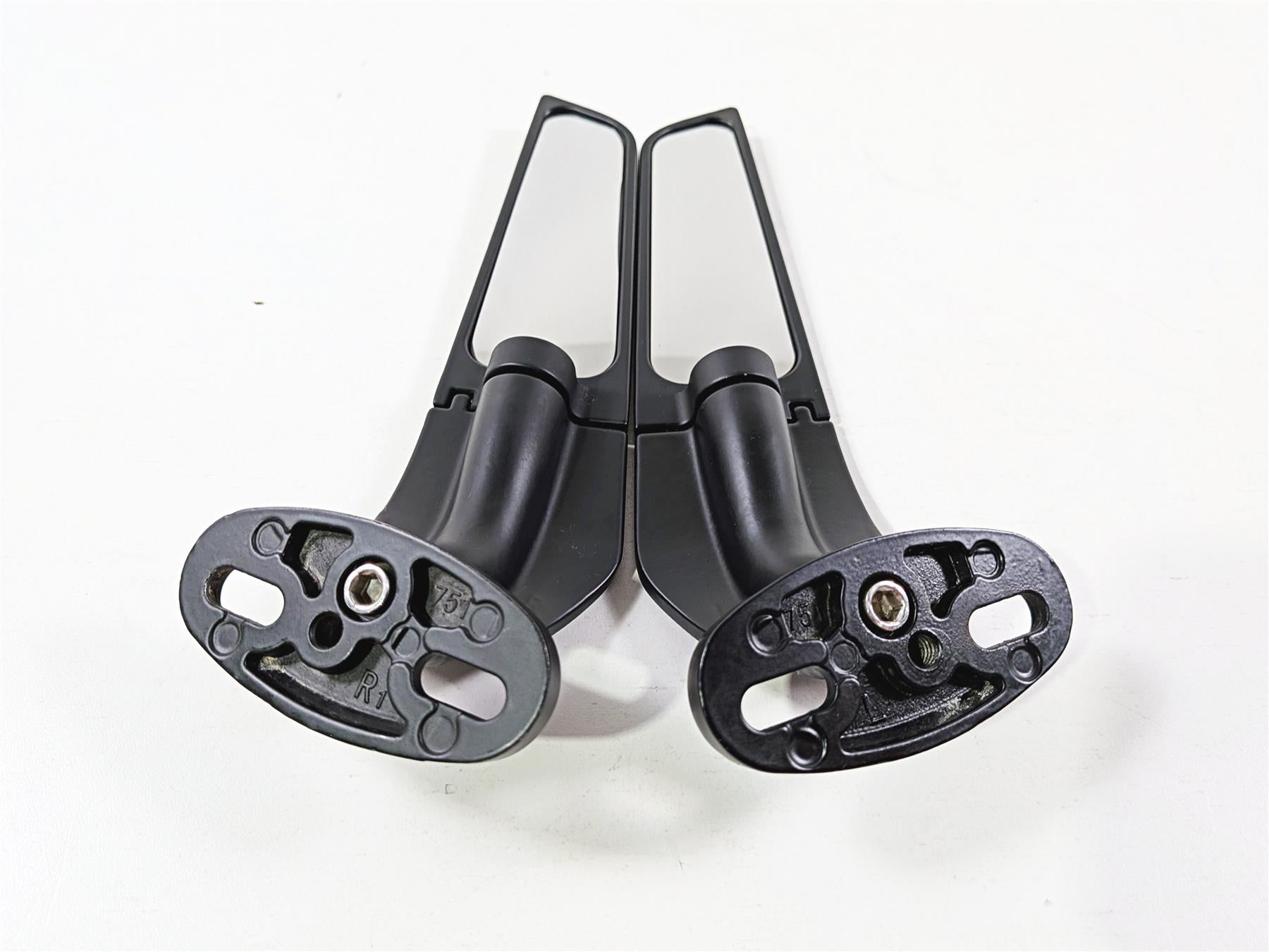 2008 Yamaha YZF R1 RN19 Adjustable Rotating Wing Rear View Mirror Set {{ shop.shopifyCountryName }} - Mototech271