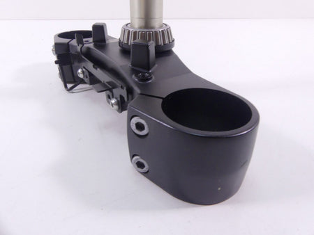 2019 Yamaha VMX17 V-Max 1700 Lower Triple Tree Steering Yoke 2CE-23340-00-00 {{ shop.shopifyCountryName }} - Mototech271
