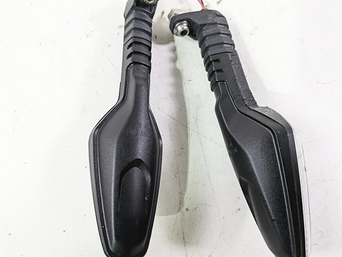2023 BMW G310R K03 Front Blinker Turn Signal Set 63138557204 {{ shop.shopifyCountryName }} - Mototech271