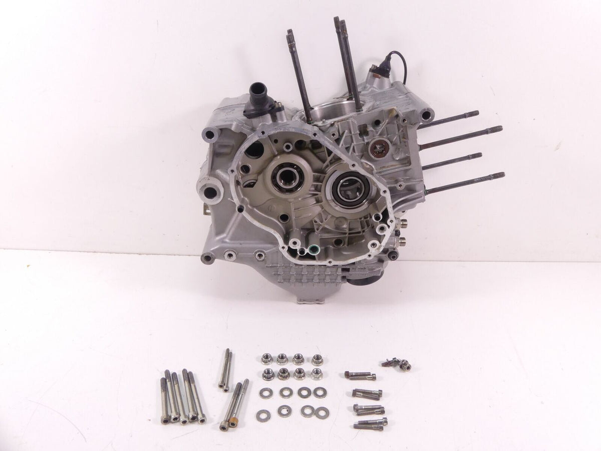 2008 Ducati 1098 S Engine Motor Cases Housing Crankcase Halfes Set Pair 22521265 {{ shop.shopifyCountryName }} - Mototech271