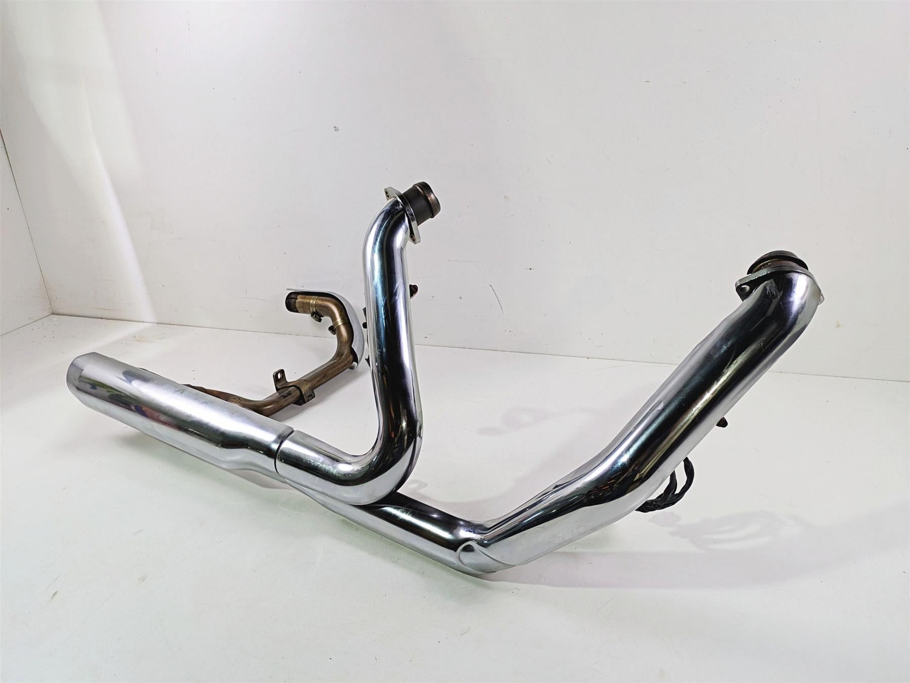 2021 Harley Touring FLTRX Road Glide Exhaust Pipe Header Manifold -Read 65600176 {{ shop.shopifyCountryName }} - Mototech271