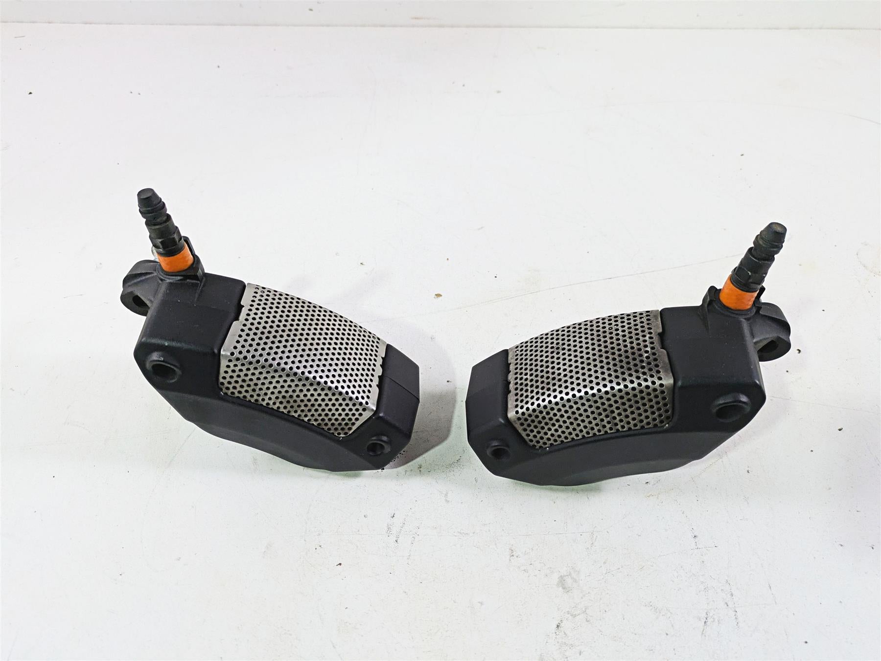 2015 Harley Touring FLHTKL Electra Glide Front Brake Caliper Set 43027-08 {{ shop.shopifyCountryName }} - Mototech271
