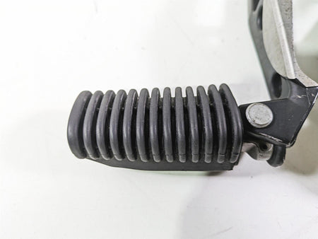 2004 BMW R1150GS R21 Passenger Footpeg Foot Peg Set 46712314761 46712314762 {{ shop.shopifyCountryName }} - Mototech271