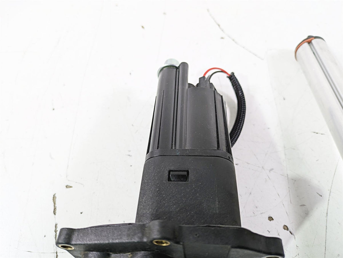 2017 Ducati Monster 1200 S Fuel Gas Petrol Pump & Sender 16024181A 59210251B {{ shop.shopifyCountryName }} - Mototech271