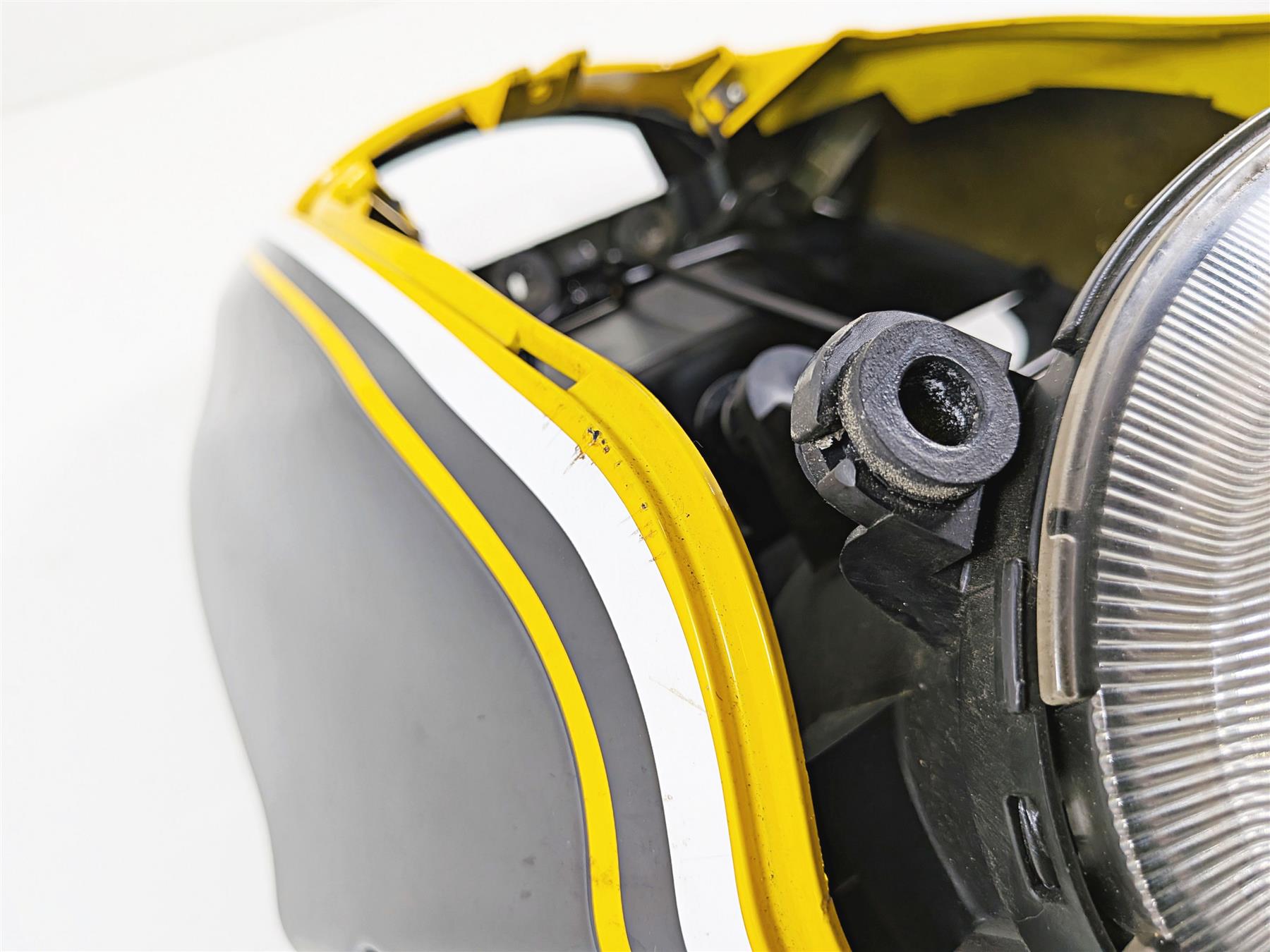 2014 Suzuki M109R VZR1800 Boulevard Headlight & Housing Set 35100-48G31-999 {{ shop.shopifyCountryName }} - Mototech271