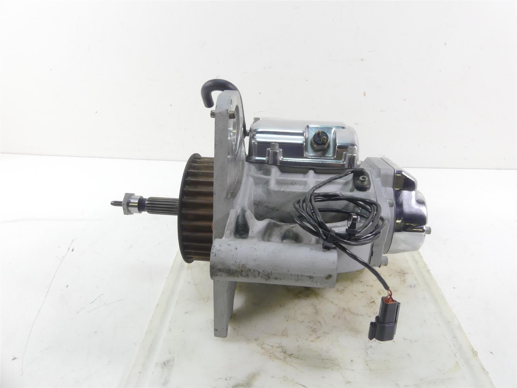 2000 Harley Dyna FXR4 CVO Super Glide Transmission Tranny Gear Box 33053-99 {{ shop.shopifyCountryName }} - Mototech271