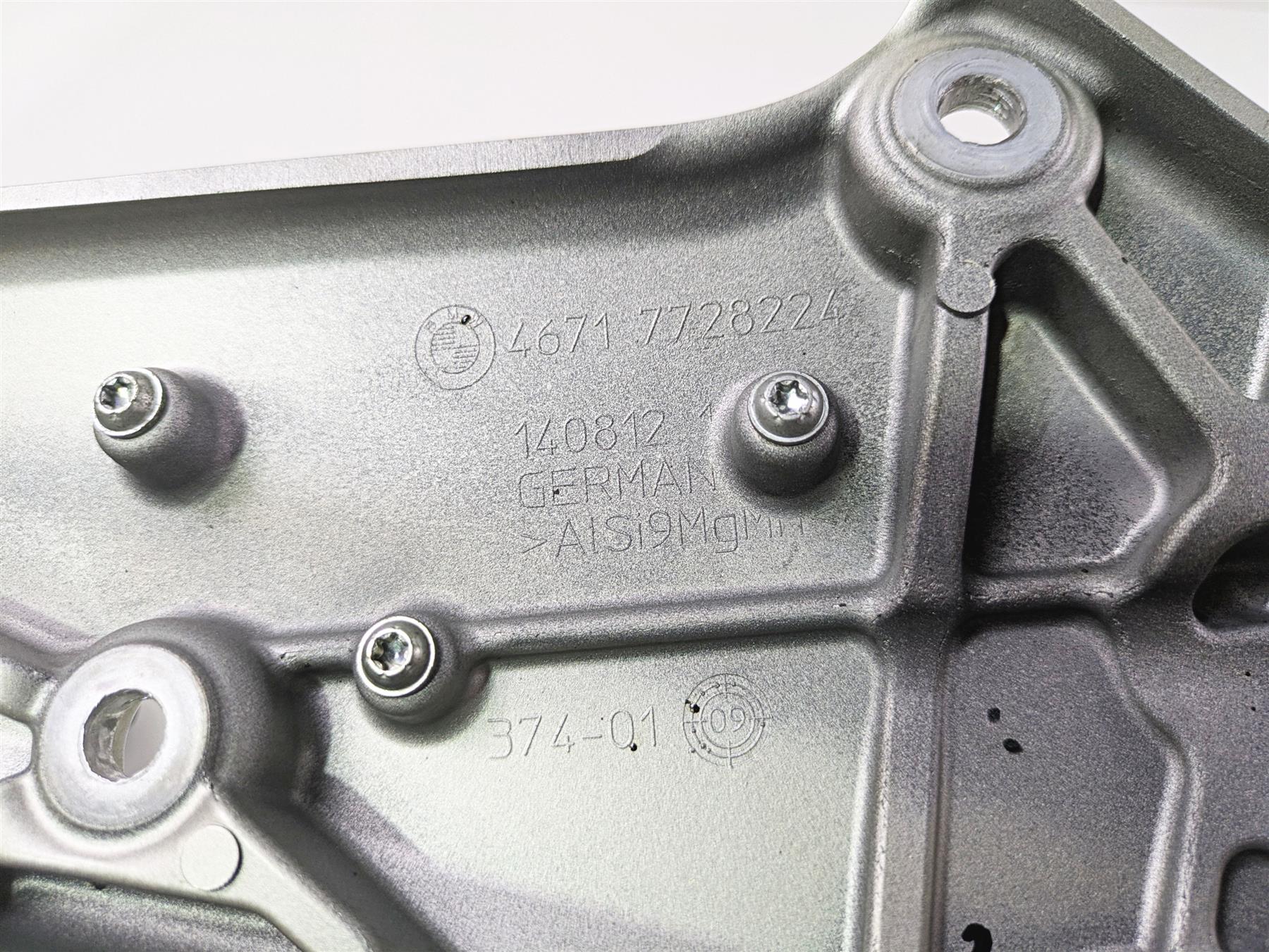 2014 BMW K1600 GTL K48 Right Footpeg Peg Mount Set 46718549080 46717728224 {{ shop.shopifyCountryName }} - Mototech271