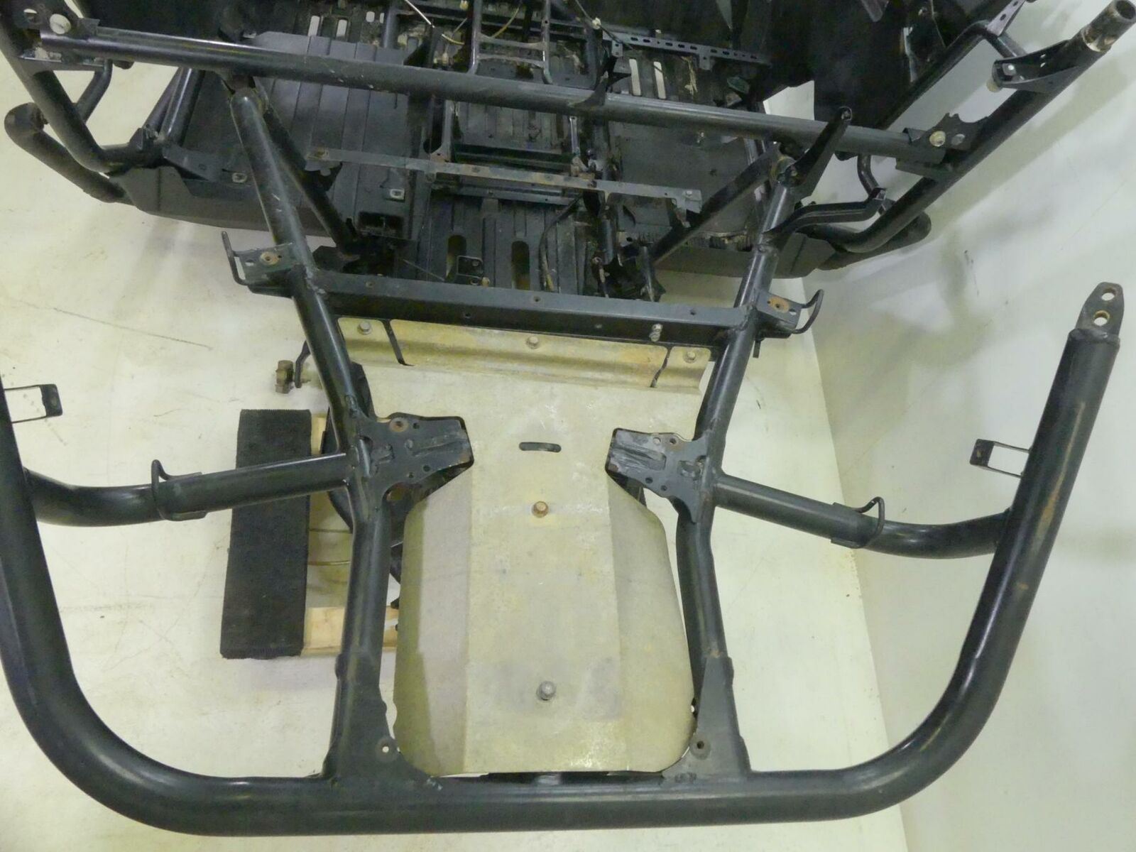 2016 Yamaha YXZ1000 R EPS Straight Main Frame Cln Clr 2HC-F1110-00-00 {{ shop.shopifyCountryName }} - Mototech271