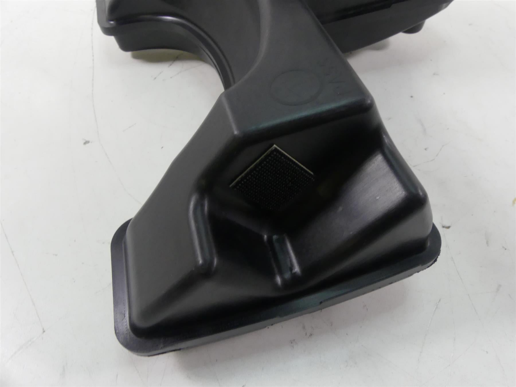 2019 Harley XL883 N Sportster Iron Oil Tank Reservoir & Dip Stick 62500017 {{ shop.shopifyCountryName }} - Mototech271