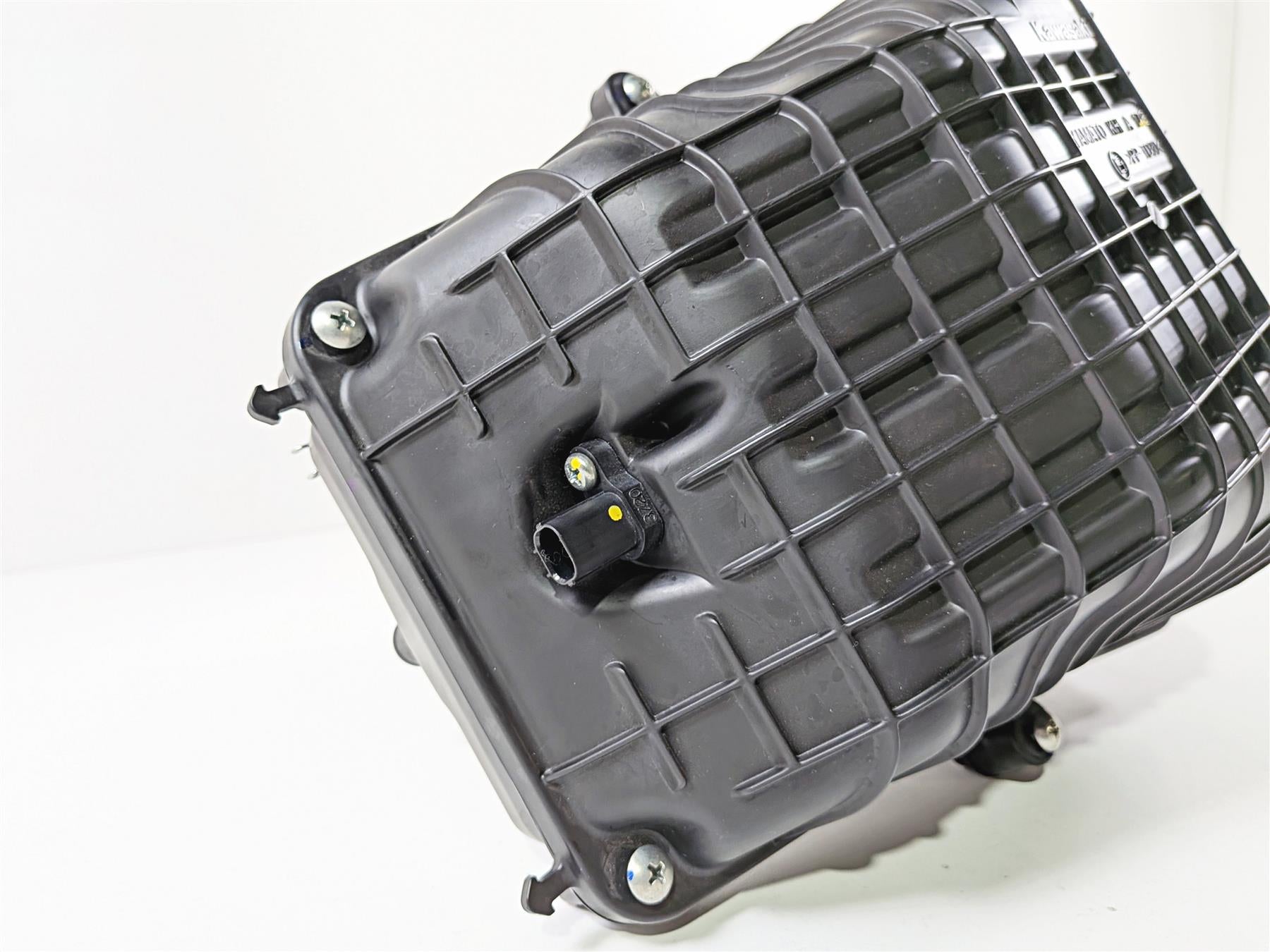 2024 Kawasaki EX500 Ninja 40th An. Air Cleaner Breather Filter Box 11010-1858 {{ shop.shopifyCountryName }} - Mototech271