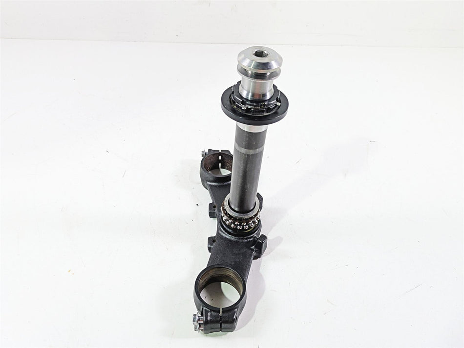 2020 Kawasaki Z900 ZR900 Lower Triple Tree Steering Clamp 44037-0167-18R {{ shop.shopifyCountryName }} - Mototech271