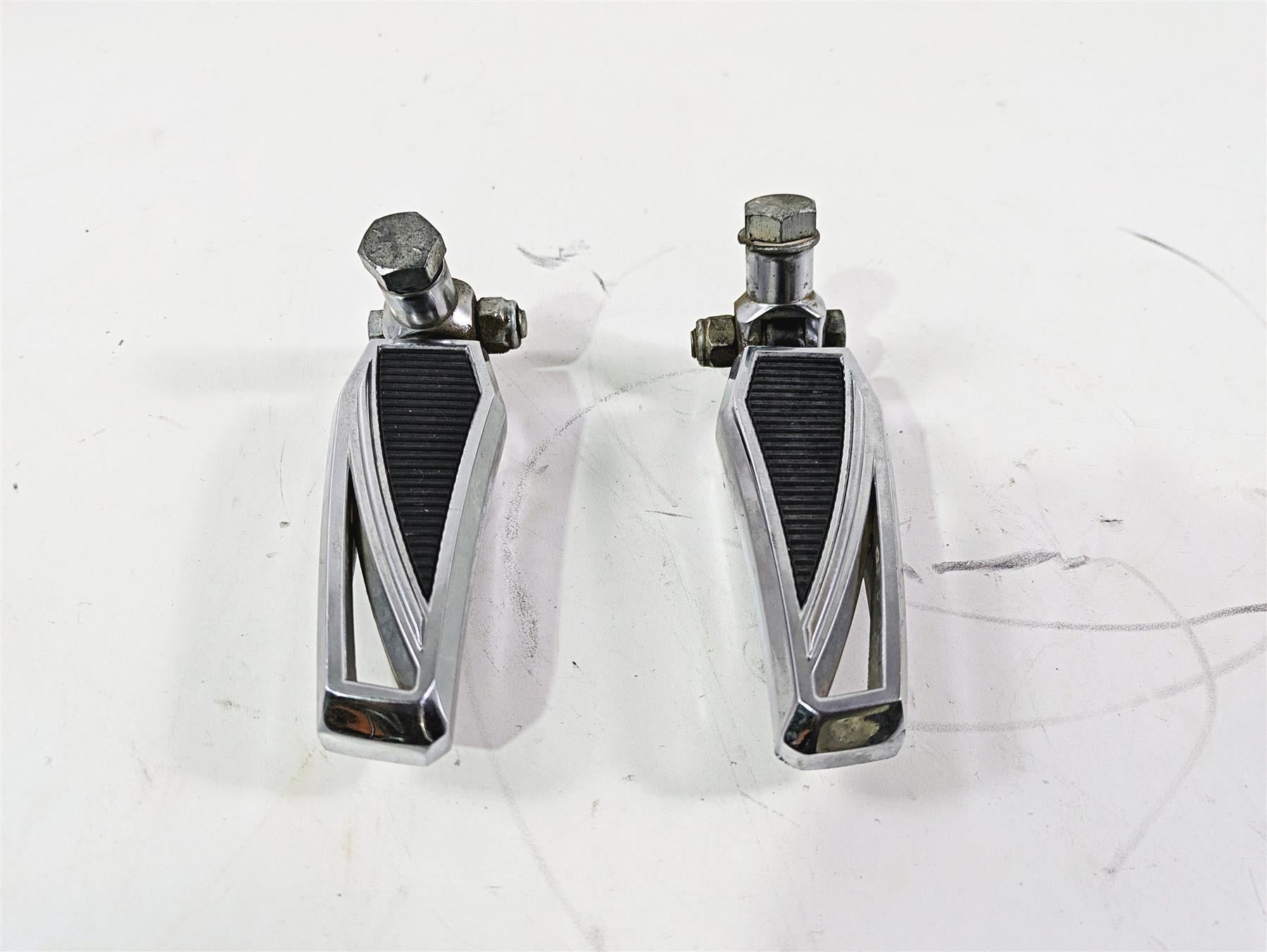2010 Harley Touring FLHX Street Glide Kuryakyn Phantom Footpegs 16201867 {{ shop.shopifyCountryName }} - Mototech271