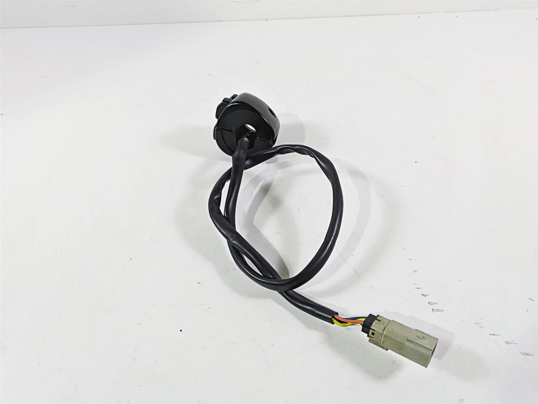 2008 Harley FLSTC Softail Heritage Left Hand Lights Control Switch 71682-06A {{ shop.shopifyCountryName }} - Mototech271