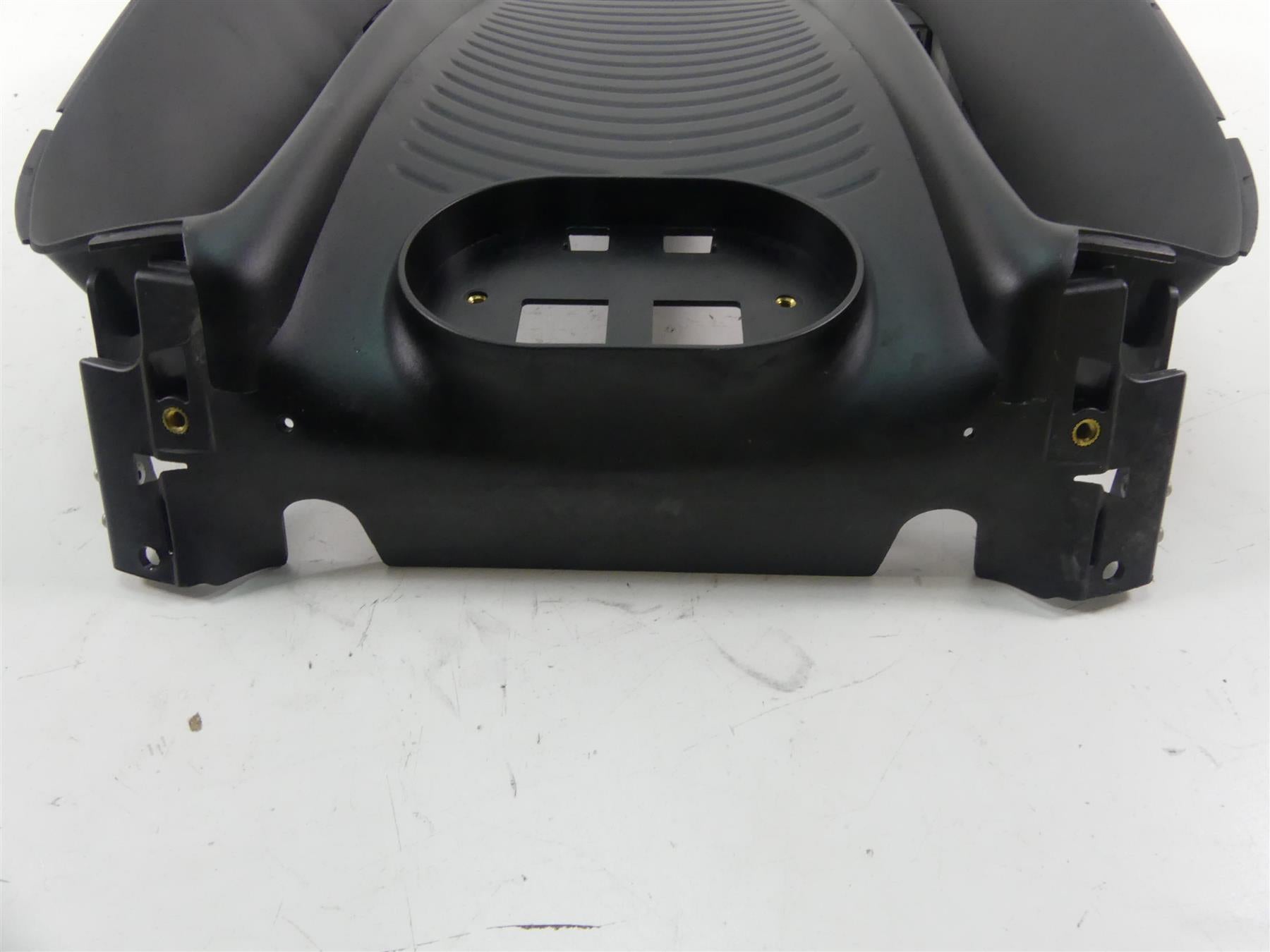 2012 Harley VRSCF Muscle Rod Radiator Center Cover Fairing 26813-08A {{ shop.shopifyCountryName }} - Mototech271