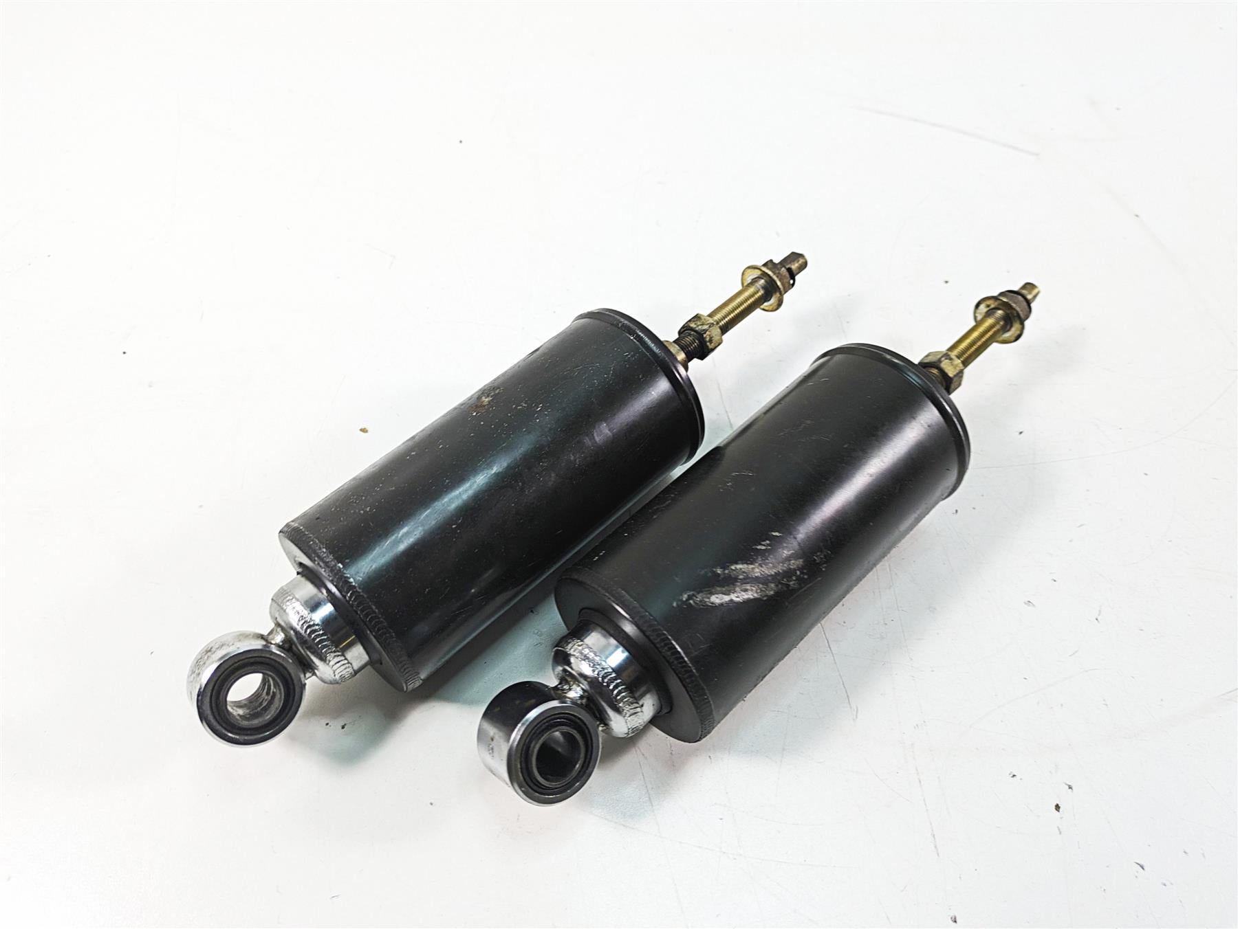 2000 Harley FXSTS Softail Springer Showa Rear Shock Damper Set 54508-00B {{ shop.shopifyCountryName }} - Mototech271