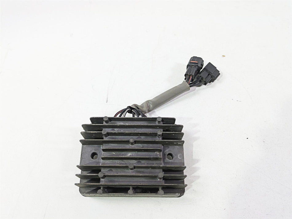 2006 Suzuki GSXR1000 K6 Voltage Regulator Rectifier 32800-41G00 32800-47H00 {{ shop.shopifyCountryName }} - Mototech271