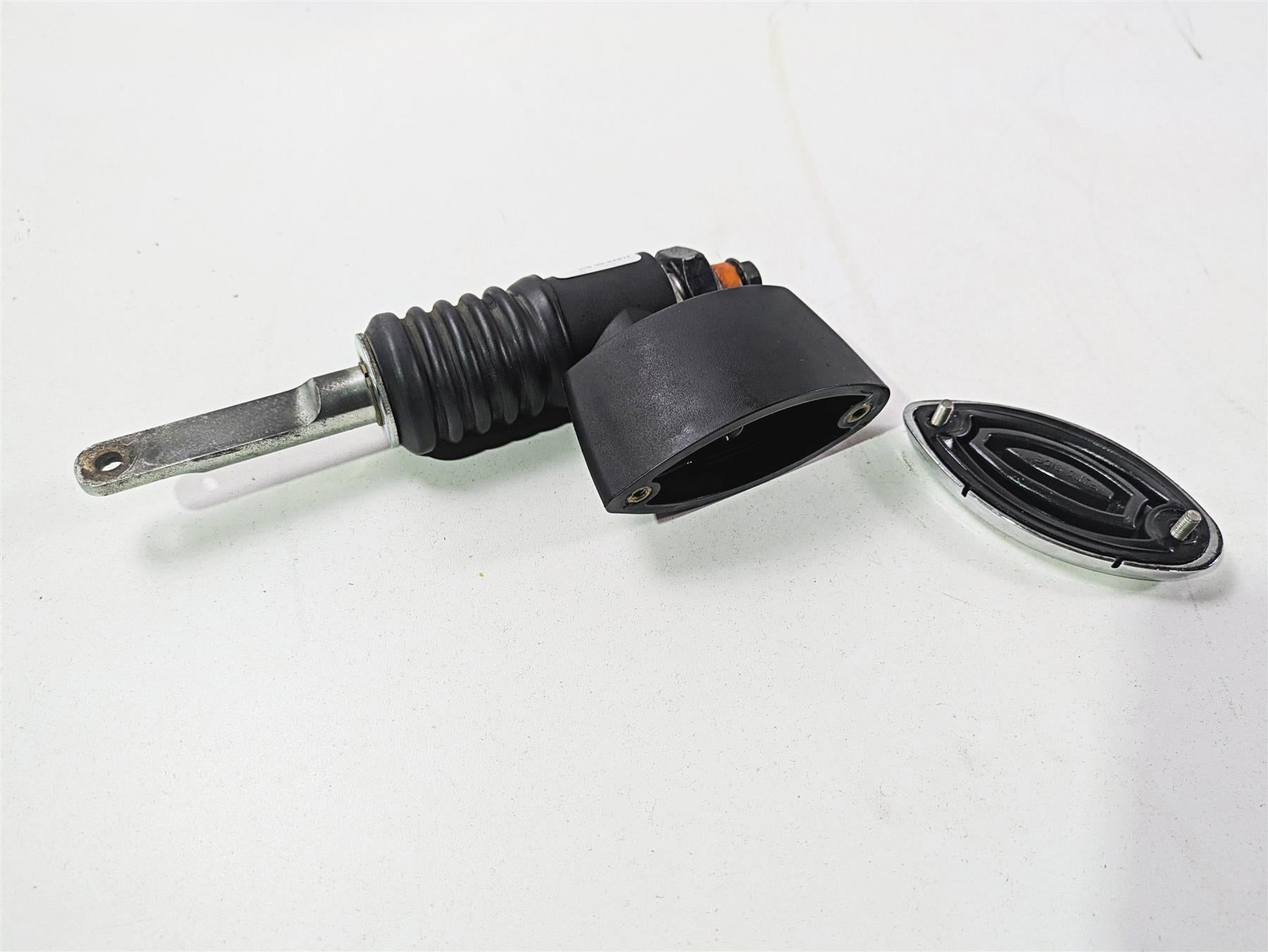 2017 Indian Chieftain Limited Rear Brake Master Cylinder 2206307 {{ shop.shopifyCountryName }} - Mototech271