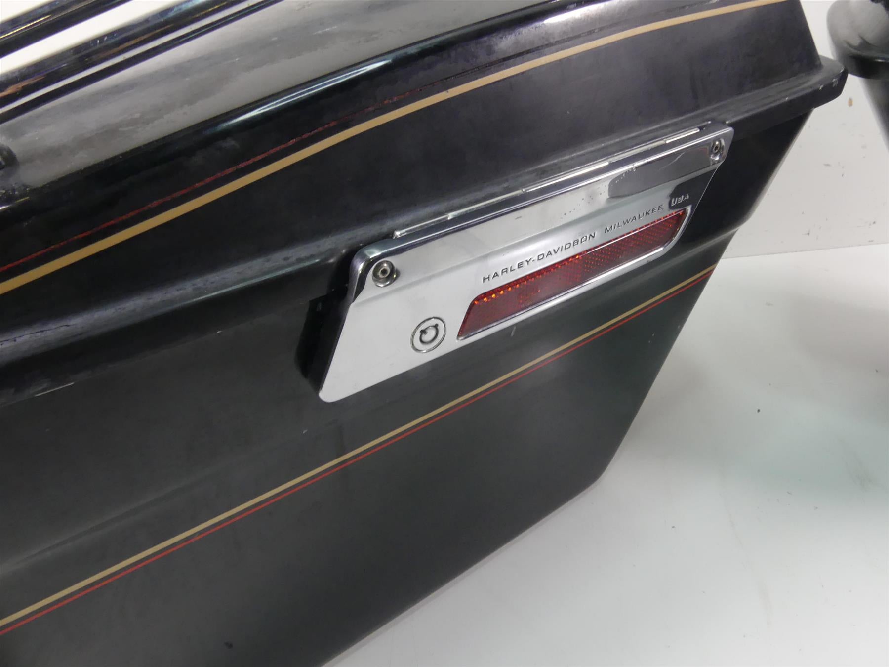 1995 Harley Touring FLHTCU Electra Glide Saddlebag Saddle Bag Set 90753-93 {{ shop.shopifyCountryName }} - Mototech271
