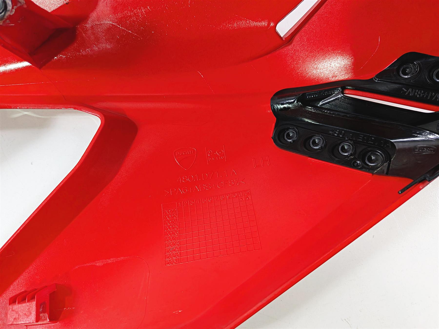 2023 Ducati Streetfighter V4 Red Left Upper Main Side Cover Fairing 4802D711A-Mototech271