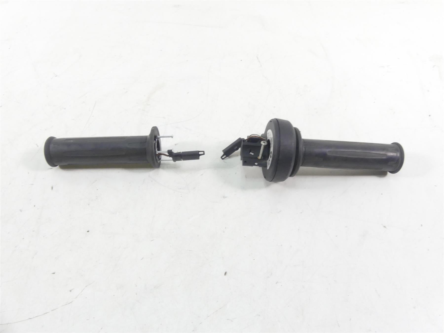 2017 BMW R1200GS GSW K50 Heated Hand Grip Set Cruise 61318552117 61318552120 {{ shop.shopifyCountryName }} - Mototech271