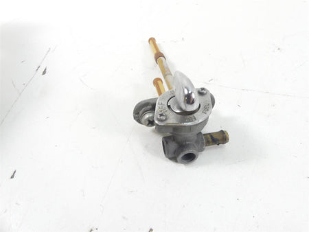2001 Yamaha XV1600 Road Star Fuel Gas Petrol Valve Petcock 4WM-24500-00-00 {{ shop.shopifyCountryName }} - Mototech271