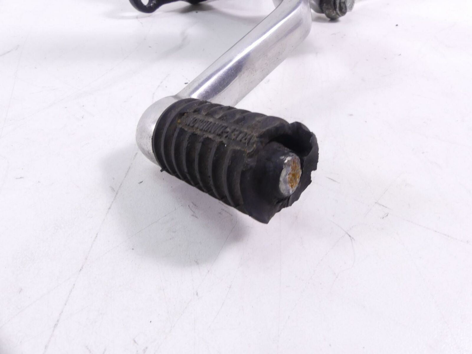2000 Harley Sportster XL1200 Custom Left Forward Front Foot Peg Shifter 42420-99 {{ shop.shopifyCountryName }} - Mototech271