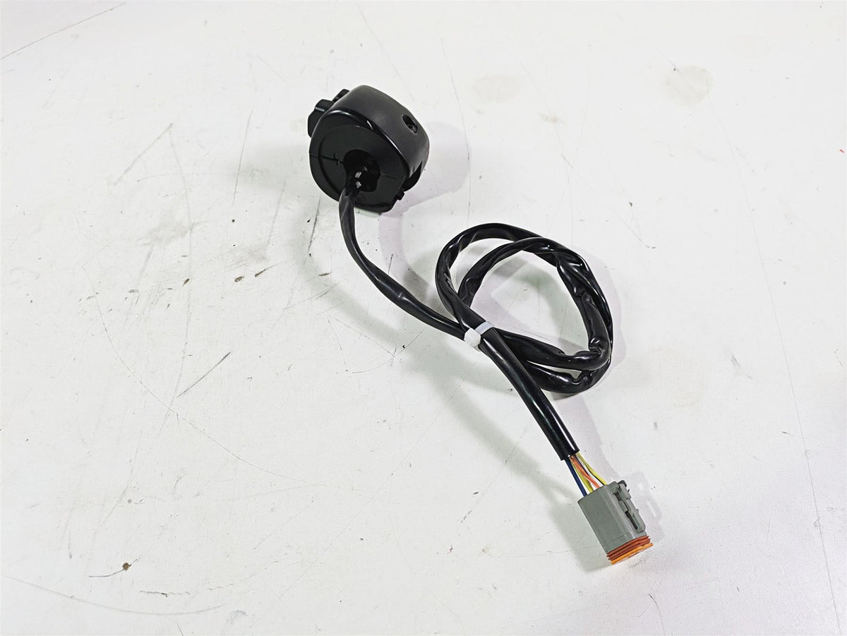 2002 Harley Dyna FXDL Low Rider Left Hand Control Switch 71682-06A {{ shop.shopifyCountryName }} - Mototech271
