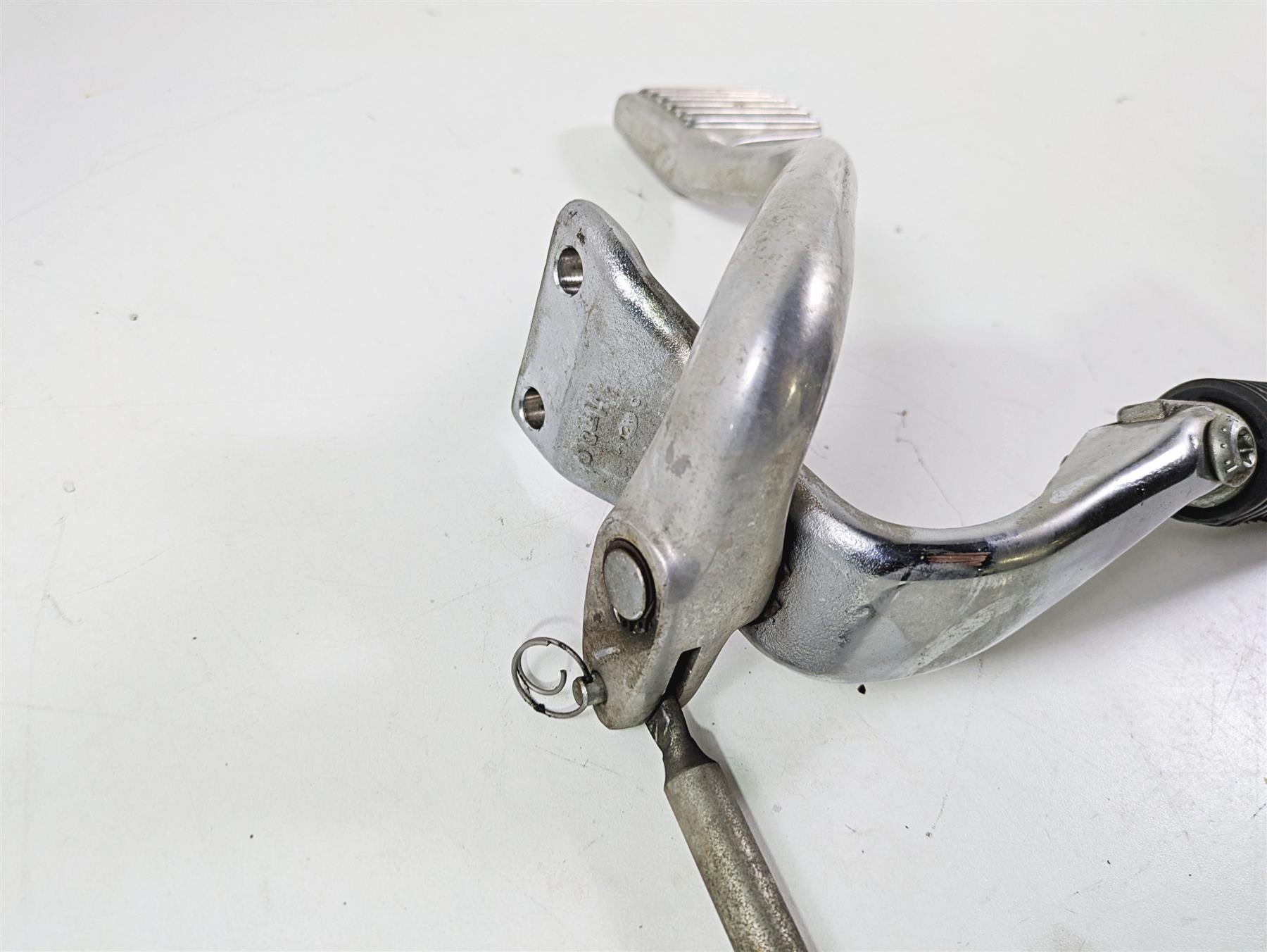 2008 Harley FXDL Dyna Low Rider 105TH Right Rider Footpeg Brake Pedal 50649-90 {{ shop.shopifyCountryName }} - Mototech271