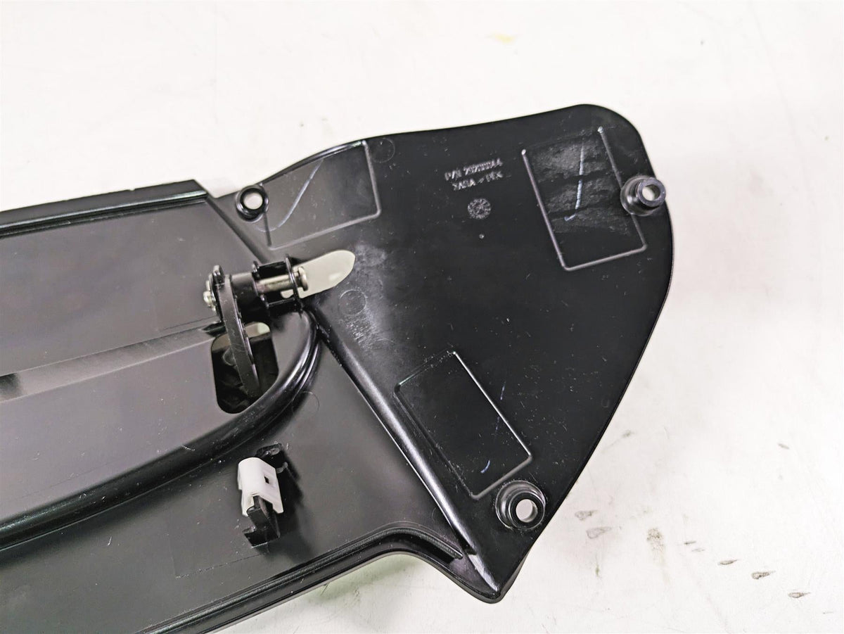 2017 Harley Touring FLTRXS Road Glide Center Upper Air Vent & Cover 29200044 {{ shop.shopifyCountryName }} - Mototech271