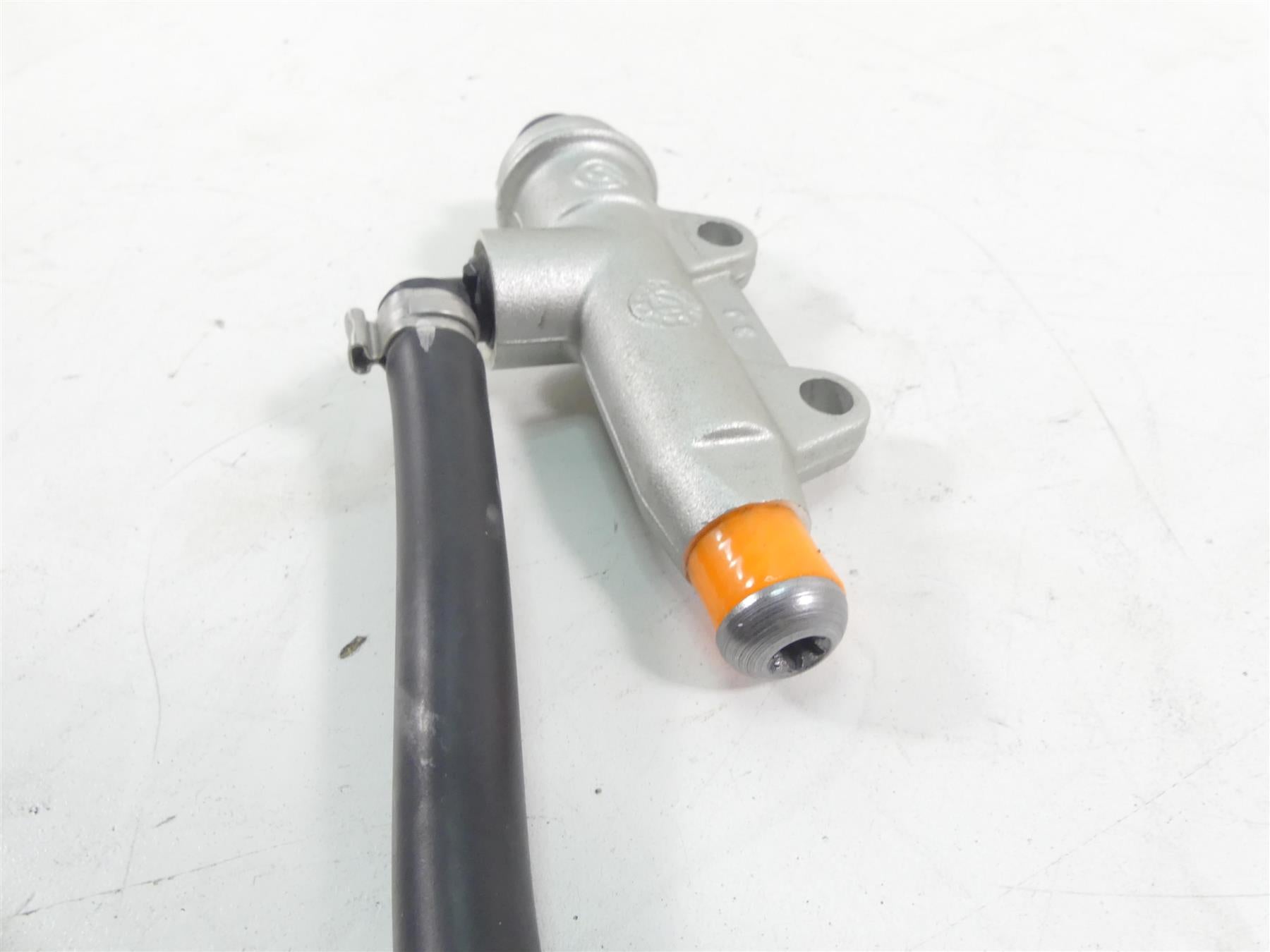 2018 BMW S1000RR K46 Rear Brembo Brake Master Cylinder + Reservoir 34317720905 {{ shop.shopifyCountryName }} - Mototech271