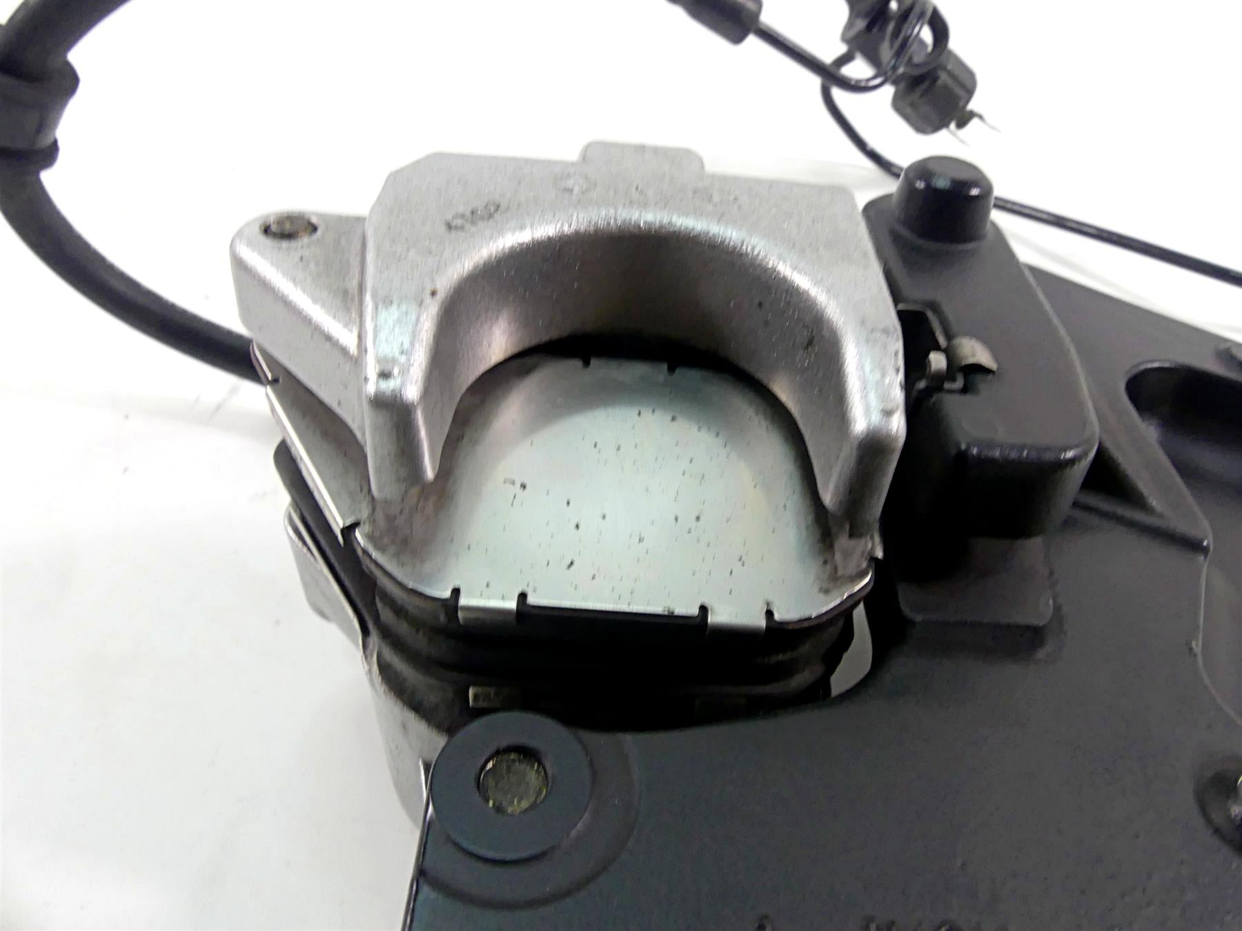 2005 Harley Sportster XL1200 C Rear Brake Caliper & Bracket 40968-05A {{ shop.shopifyCountryName }} - Mototech271