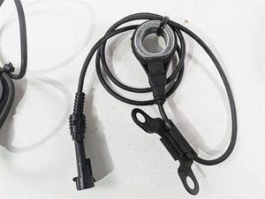 2021 Harley Touring FLTRX Road Glide Front Rear Abs Wheel Speed Sensors 32700015