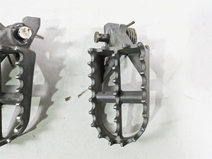 2009 BMW R1200GS K255 Adv Front Footpeg Foot Peg Set 46717694557 46717694558 | Mototech271