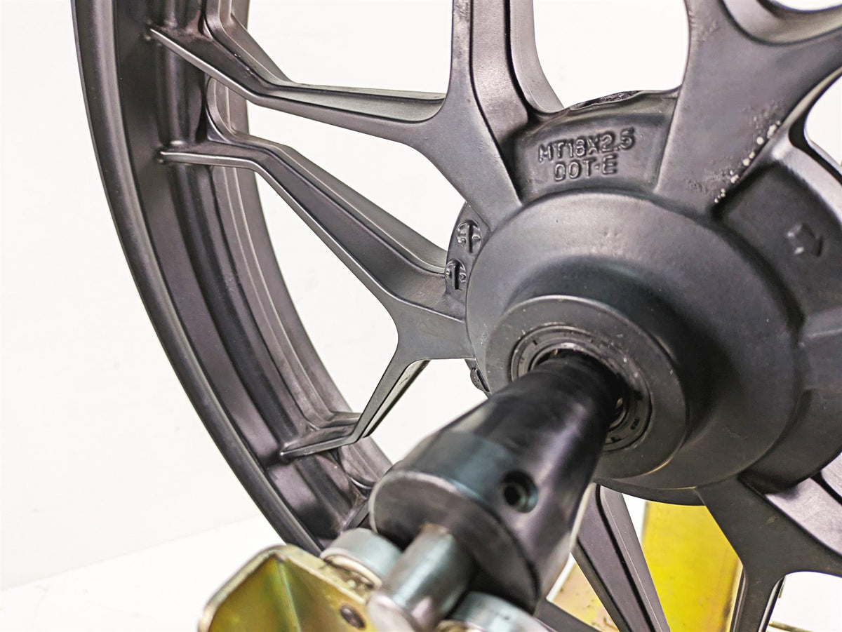 2013 Moto Guzzi V7 750 Stone Straight Cast Front Wheel Rim 18x2.5 887571 {{ shop.shopifyCountryName }} - Mototech271