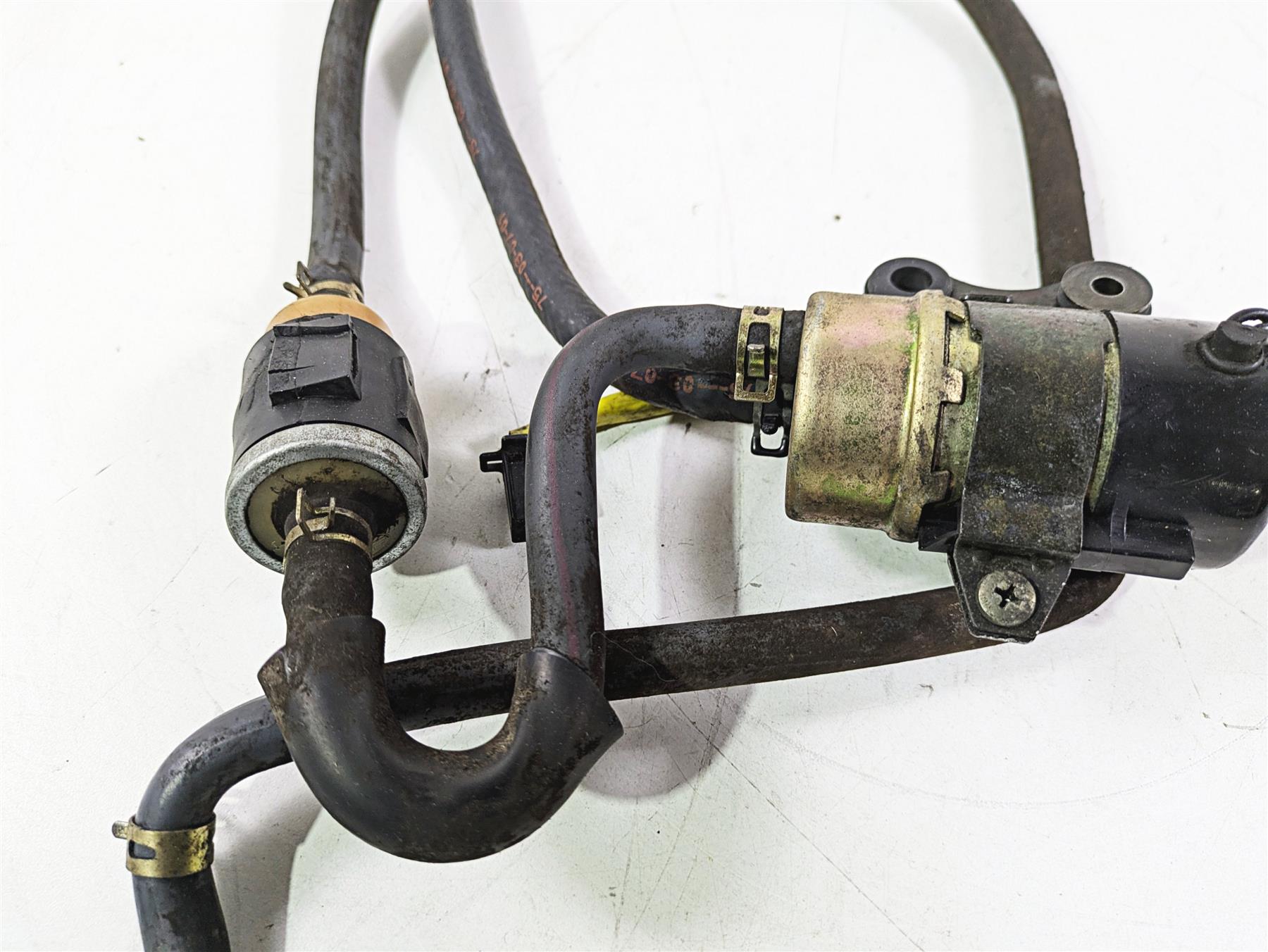 2004 Yamaha XVZ1300 Royal Star Fuel Gas Petrol Pump 4NK-13907-00-00 {{ shop.shopifyCountryName }} - Mototech271