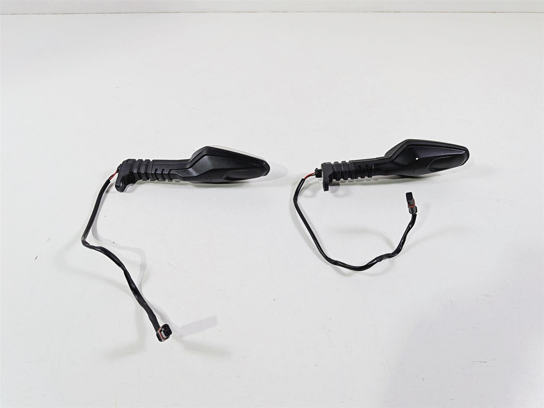 2023 BMW F850GS K81 Front Led Blinker Turn Signal Set 63138557204 {{ shop.shopifyCountryName }} - Mototech271