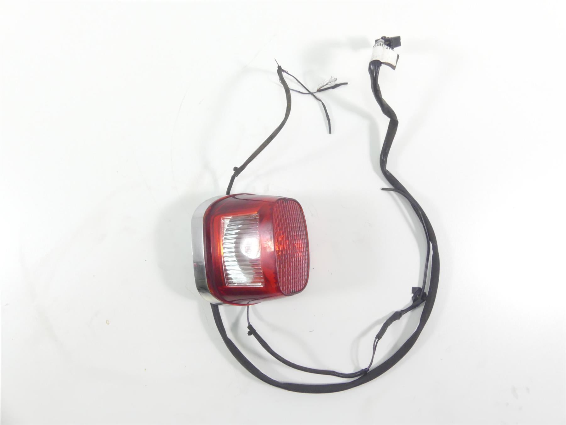 1999 Harley Dyna FXDL Low Rider Taillight Tail Light & Wiring 68140-04 {{ shop.shopifyCountryName }} - Mototech271