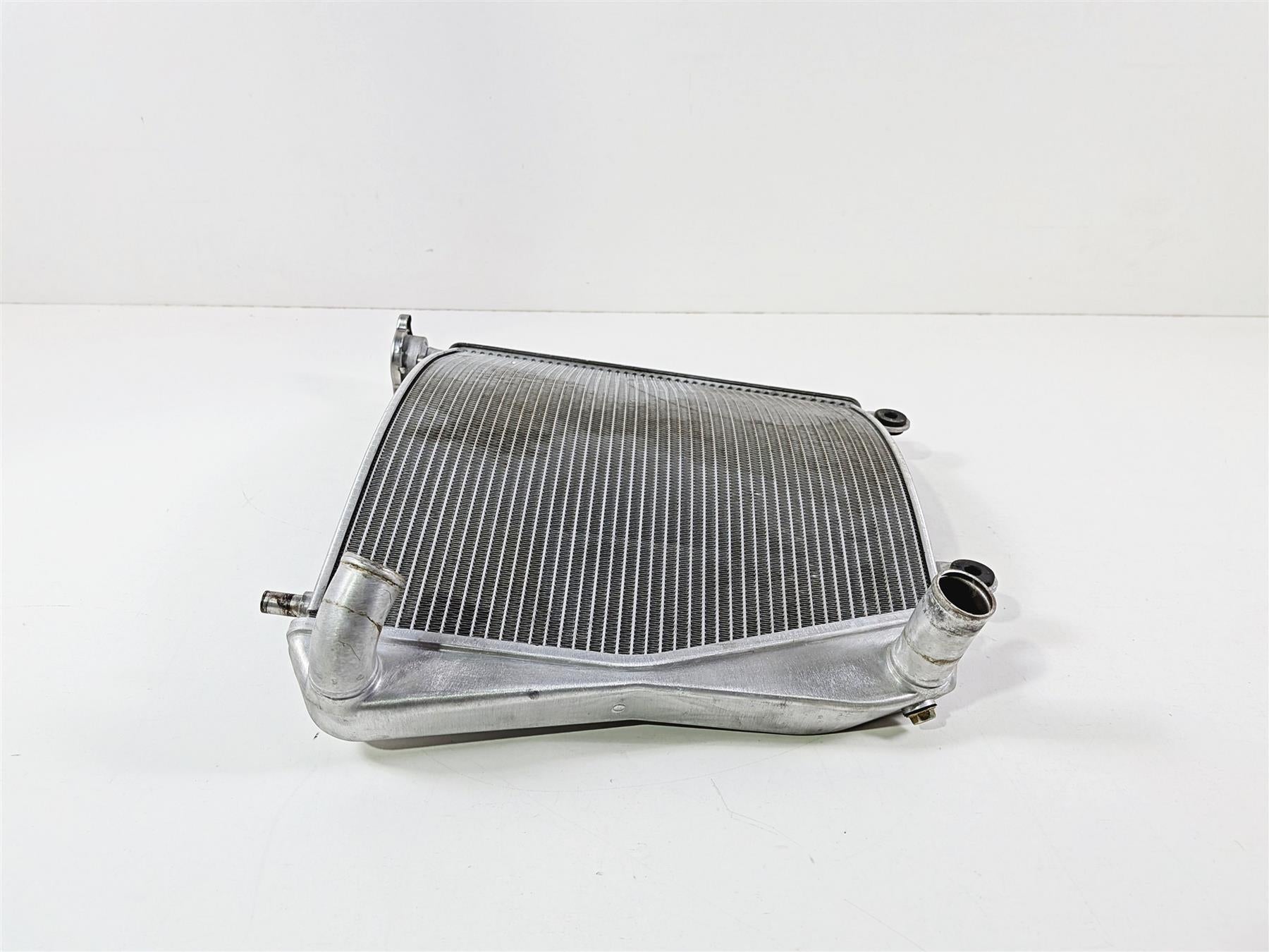 2019 Ducati Panigale V4S V4 S Corse Nice Coolant Radiator 1K -No Leaks 54811355A {{ shop.shopifyCountryName }} - Mototech271